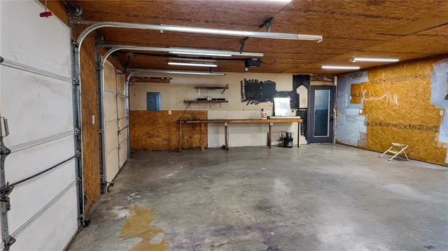 $100,000 | 2738 Southwest Lowry Street, Osceola, MO 64776