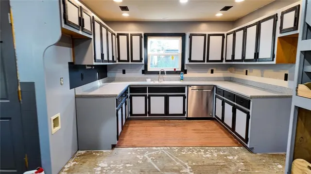 $100,000 | 2738 Southwest Lowry Street, Osceola, MO 64776