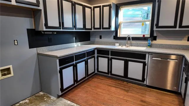 $100,000 | 2738 Southwest Lowry Street, Osceola, MO 64776