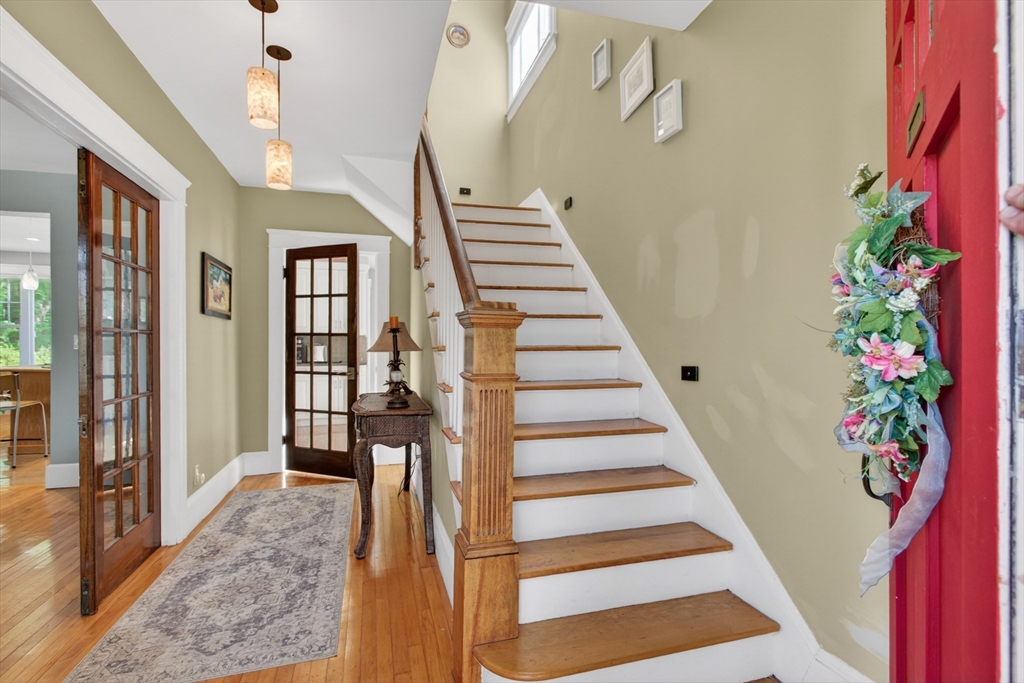 962 Pleasant Street Worcester, MA 01602 - Photo 14 of 32
