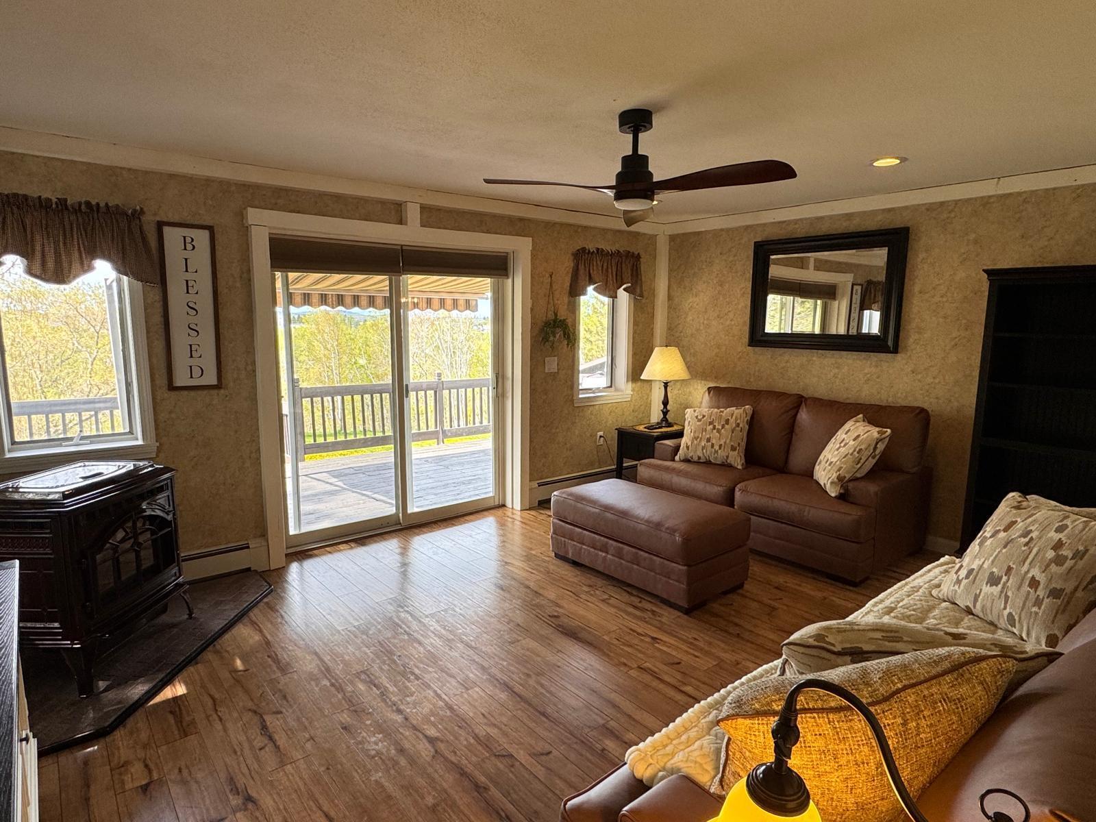 27 Reach Road Presque Isle, ME 04769 - Photo 32 of 82 Main hosue living room