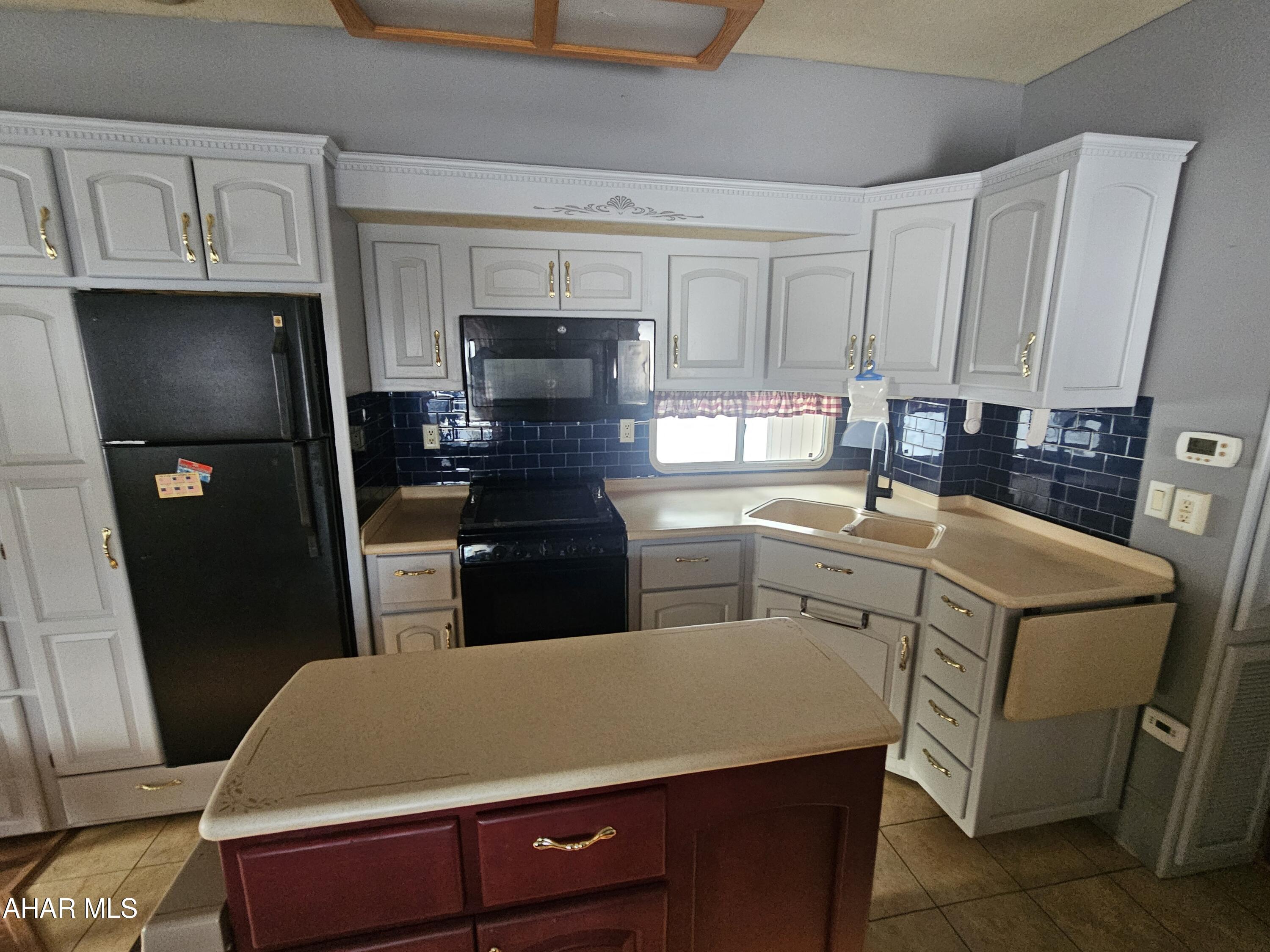 123 Sweet Pea Circle Flinton, PA 16640 - Photo 12 of 23