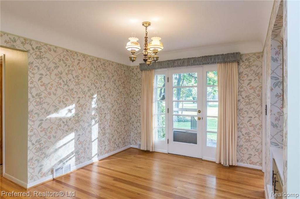 28244 Peppermill Road Farmington Hills, MI 48331 - Photo 7 of 28