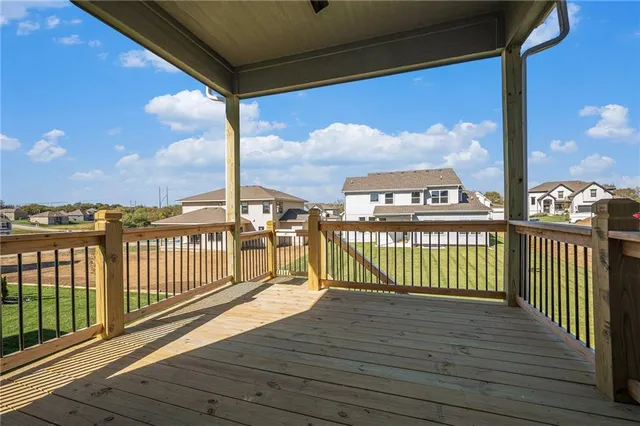 $629,882 | 7602 Northeast 103rd Street, Kansas City, MO 64157