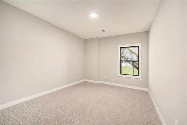 $629,882 | 7602 Northeast 103rd Street, Kansas City, MO 64157