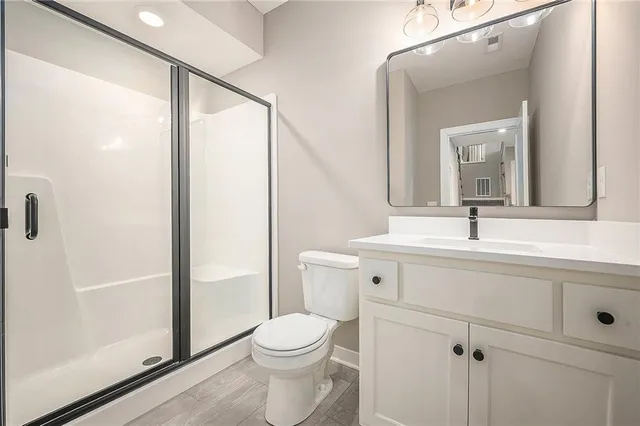 $629,882 | 7602 Northeast 103rd Street, Kansas City, MO 64157