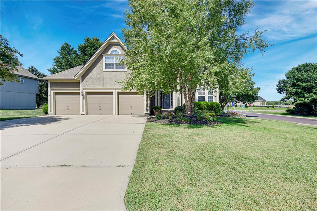 19480 West 207th Terrace Spring Hill, KS 66083 - Photo 1 of 43