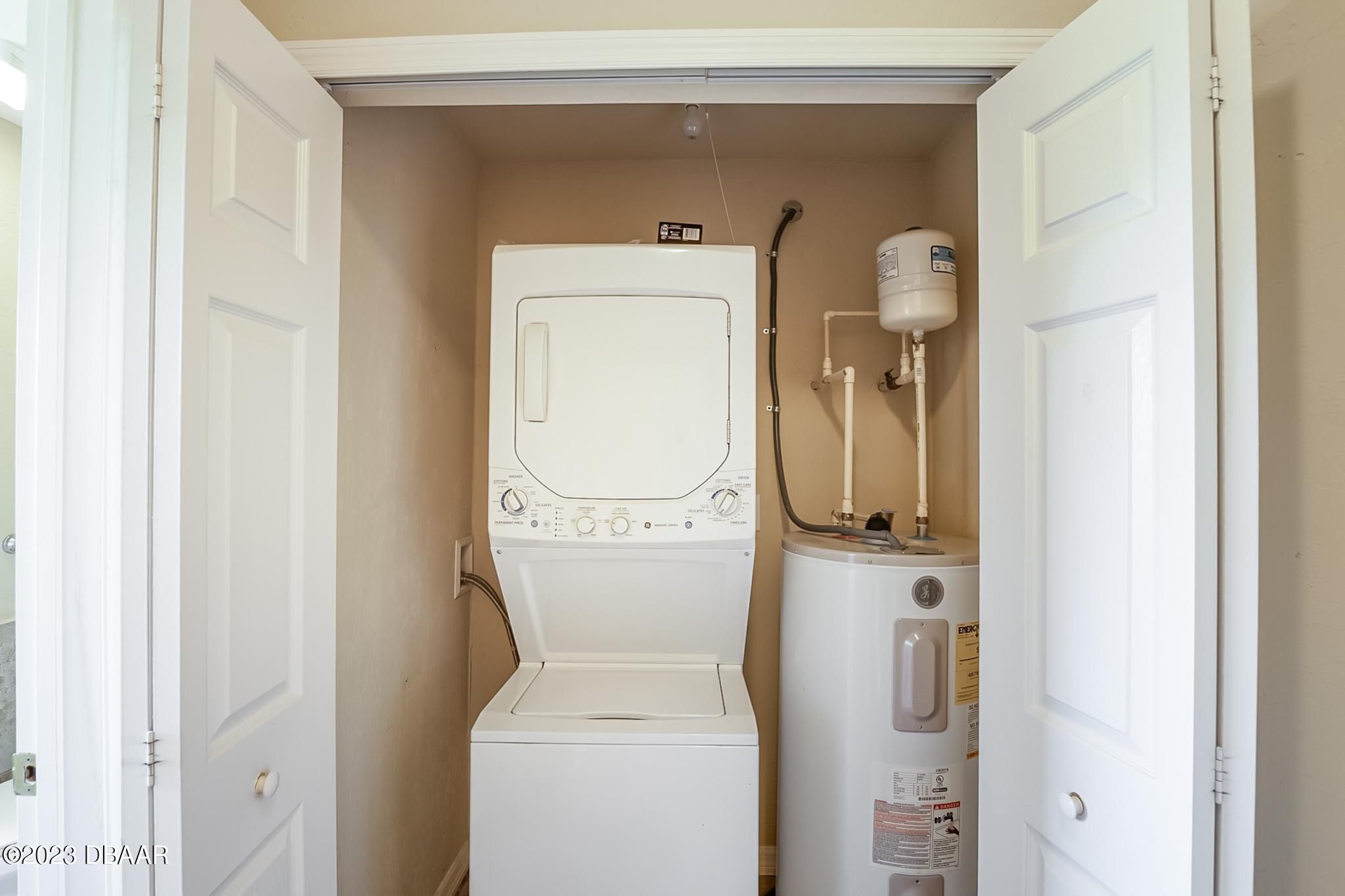 131 Minerva Road Daytona Beach, FL 32118 - Photo 19 of 56 131 Minerva Rd Edits-19