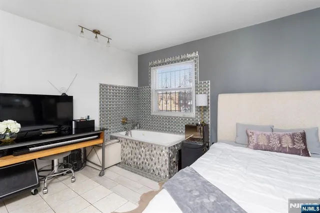 $850,000 | 214 Morris Street, Fairview, NJ 07022