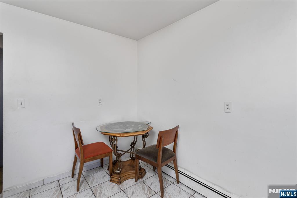 214 Morris Street Fairview, NJ 07022 - Photo 19 of 31