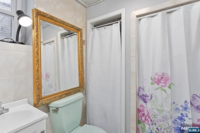 $850,000 | 214 Morris Street, Fairview, NJ 07022