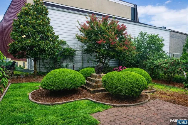 $850,000 | 214 Morris Street, Fairview, NJ 07022