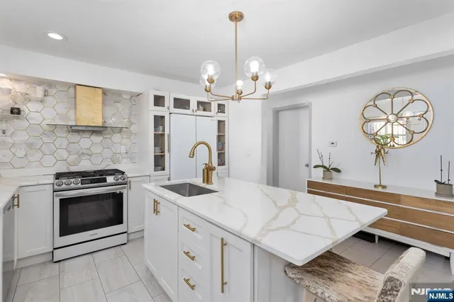 $850,000 | 214 Morris Street, Fairview, NJ 07022