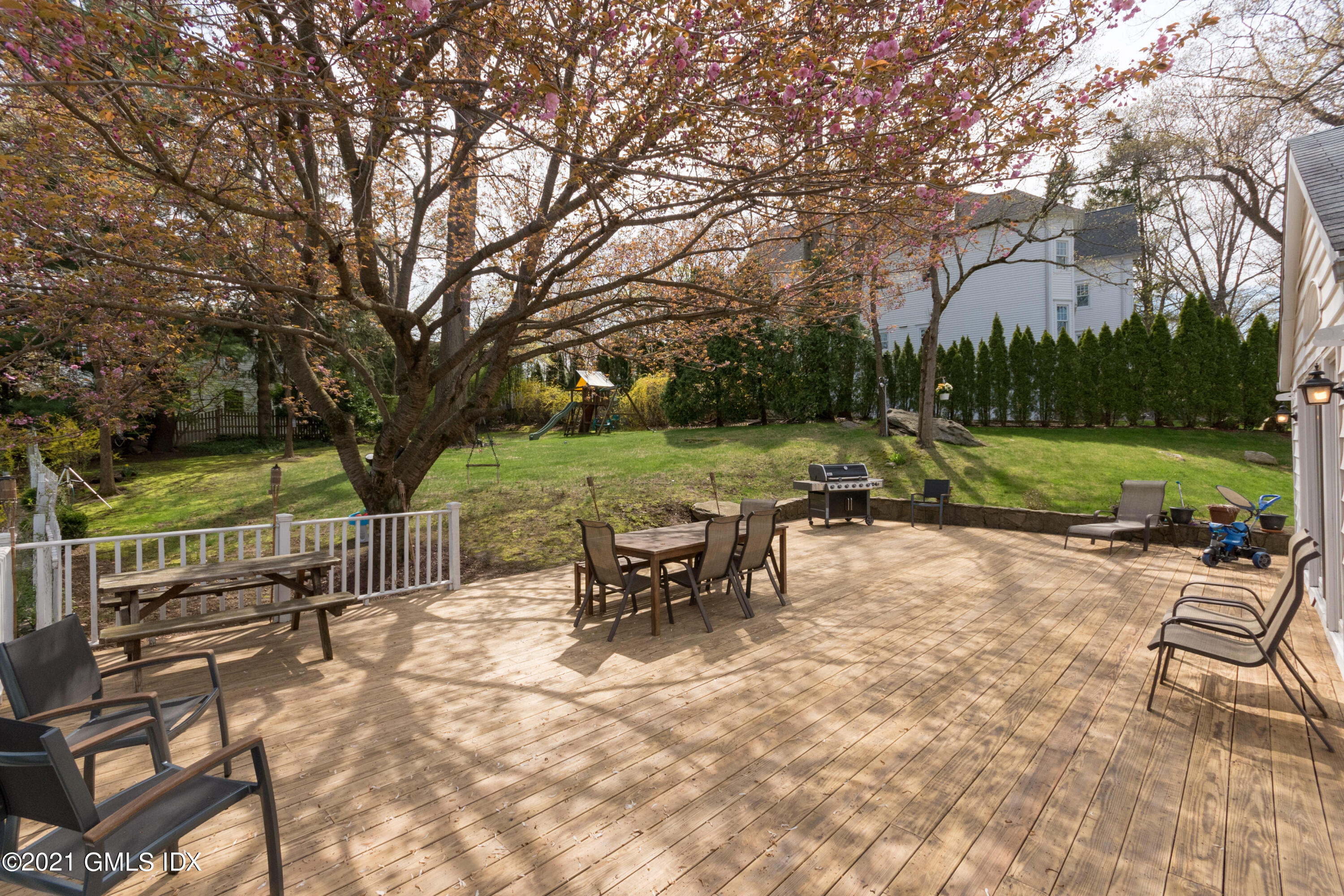 14 Summit Road Riverside, CT 06878 - Photo 33 of 46 a view of a park with bench and trees