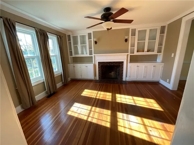 $750,000 | 66 Main Street, Scituate, RI 02831