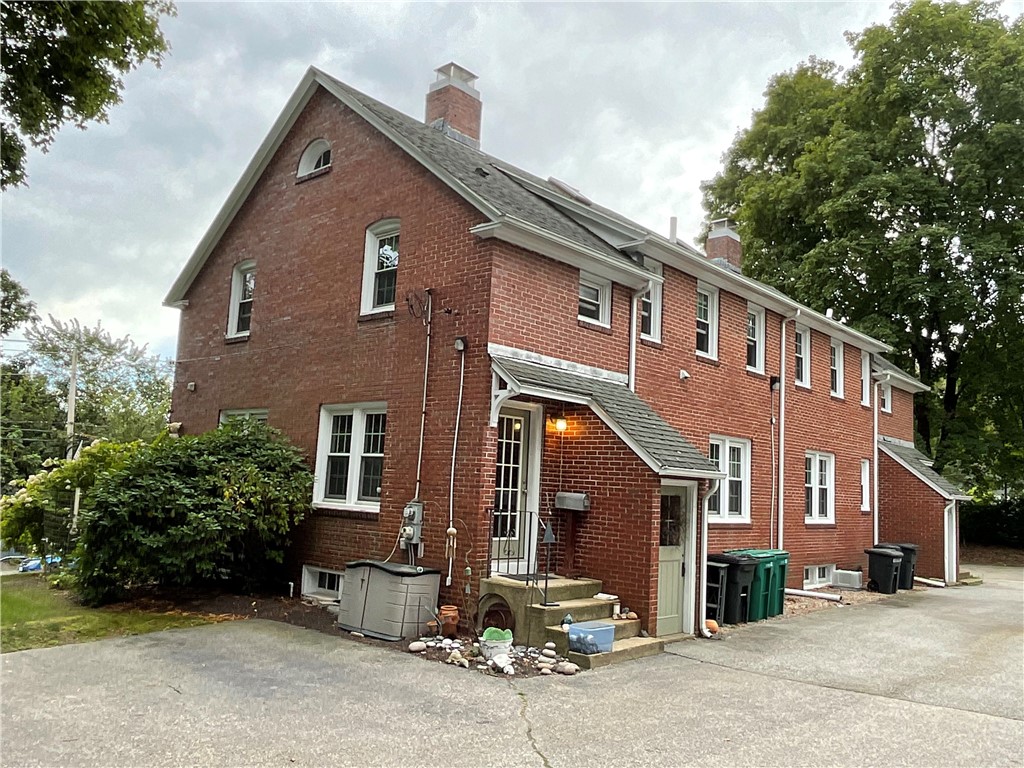 66 Main Street Scituate, RI 02831 - Photo 3 of 31