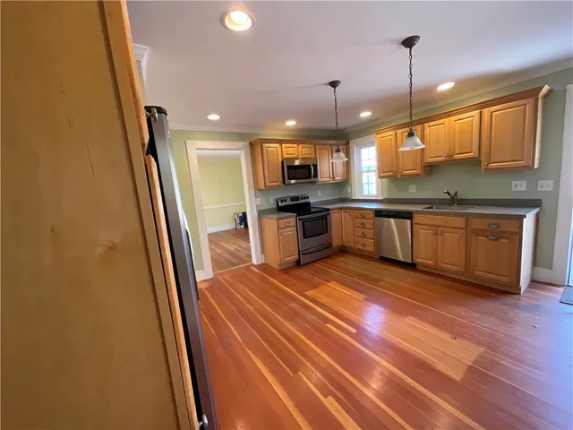 $750,000 | 66 Main Street, Scituate, RI 02831