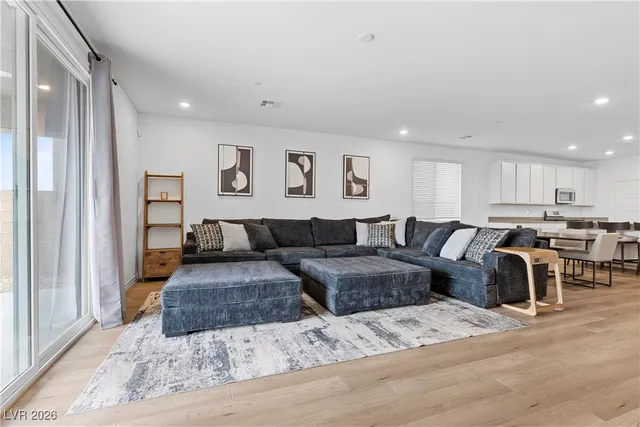 $5,000 | 3508 Liviana Gln Avenue, Henderson, NV 89044