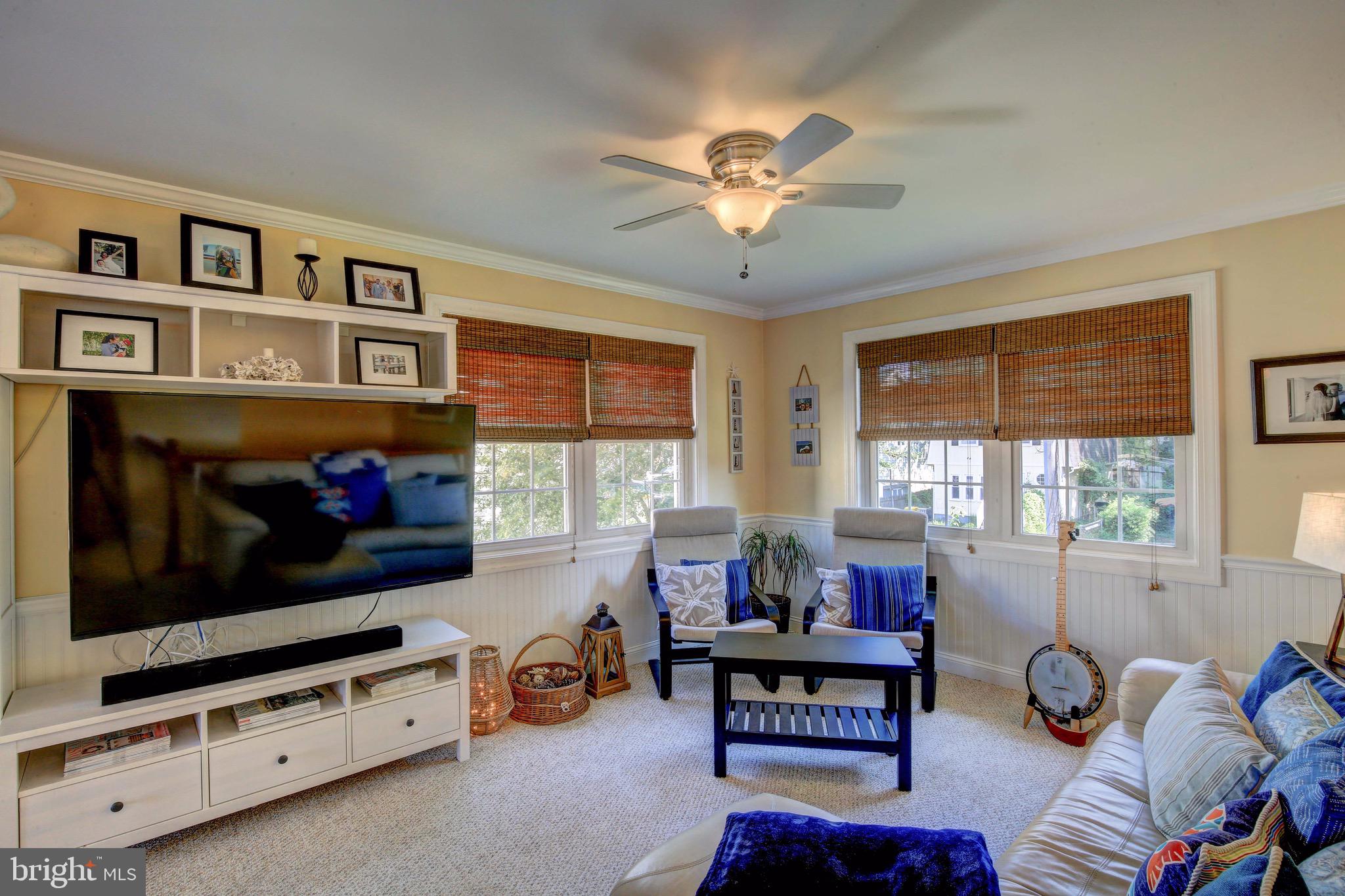 1510 Bishop Road Edgewater, MD 21037 - Photo 8 of 34 Upstairs living room with custom built-in