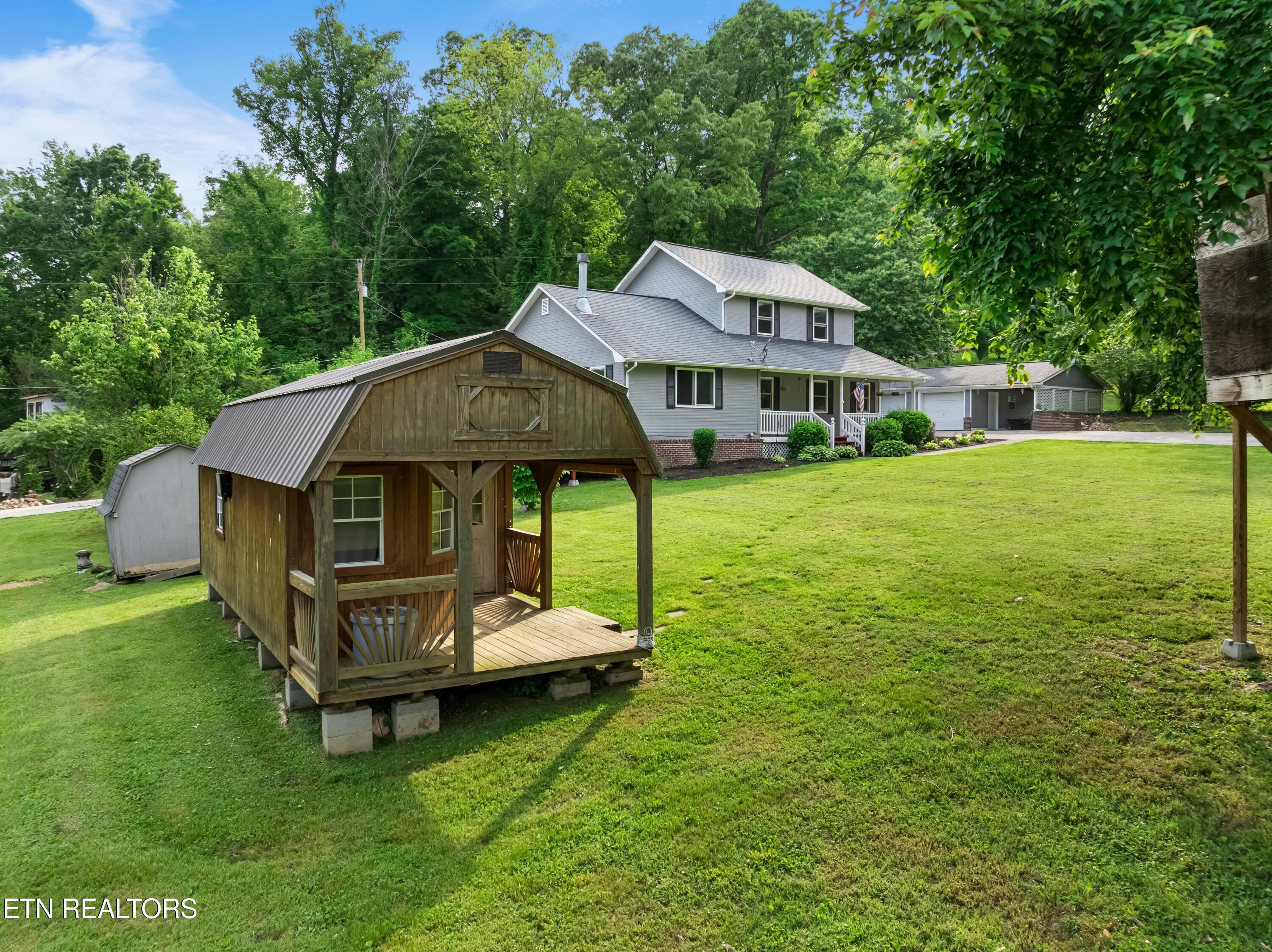 548 Sinking Springs Road Clinton, TN 37716 - Photo 32 of 36 DJI_0183