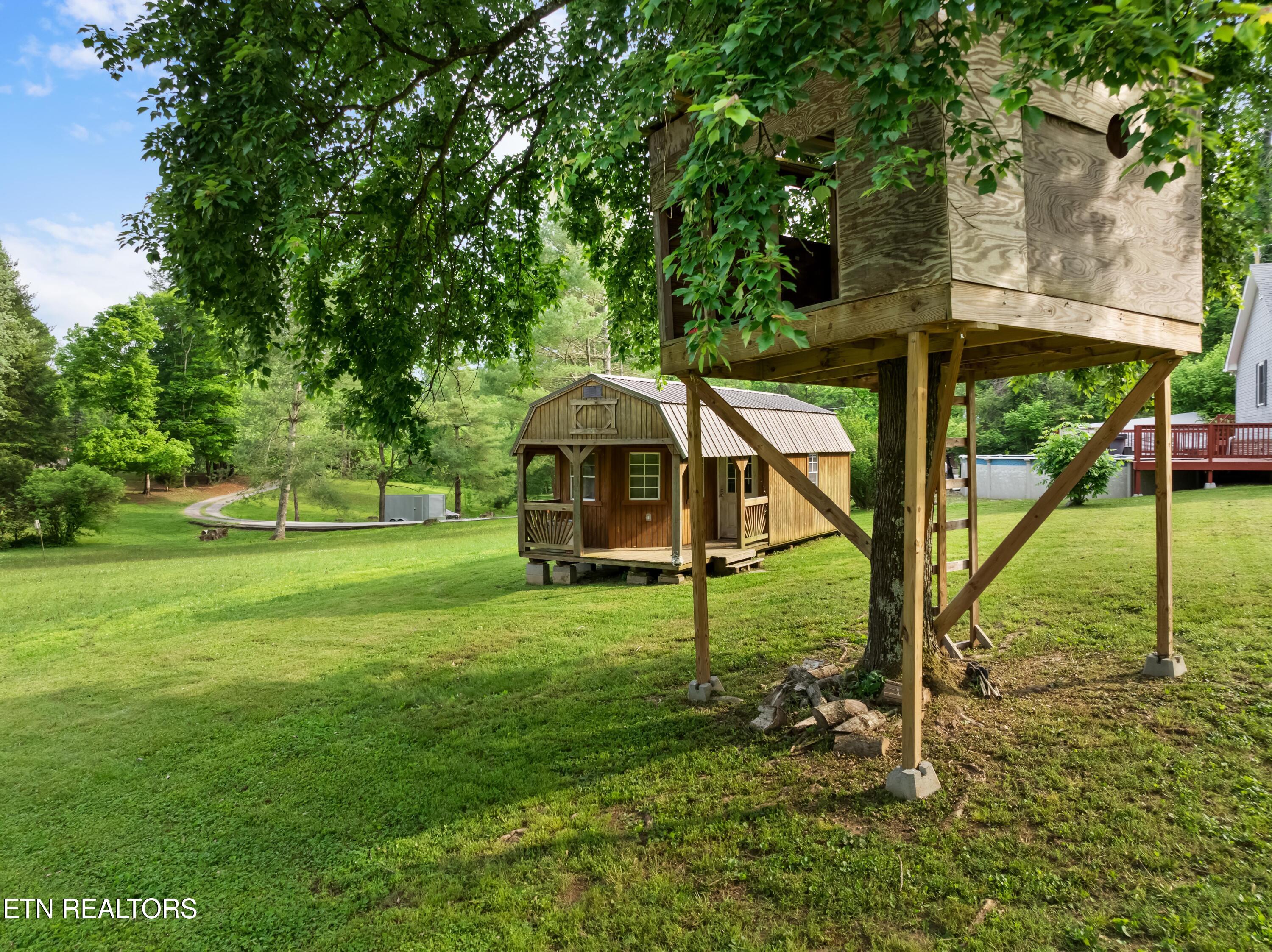 548 Sinking Springs Road Clinton, TN 37716 - Photo 33 of 36 DJI_0178
