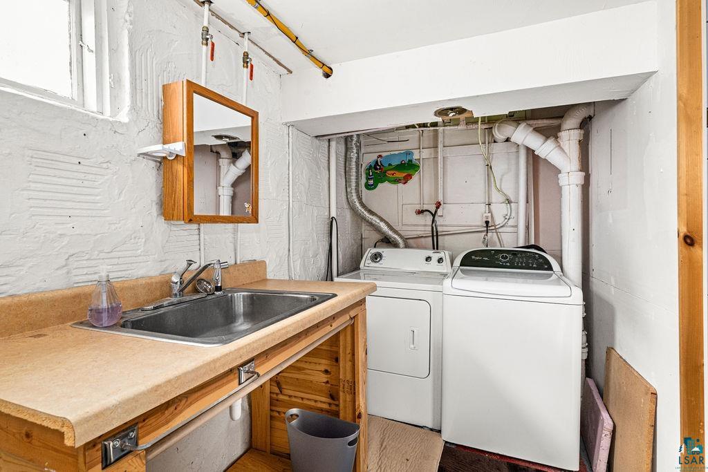 4215 Regent Street Duluth, MN 55804 - Photo 25 of 41