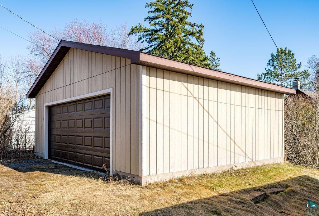 4215 Regent Street Duluth, MN 55804 - Photo 30 of 41