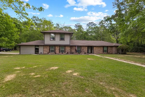 $525,000 | 105 Jena Lane, Lumberton, TX 77657