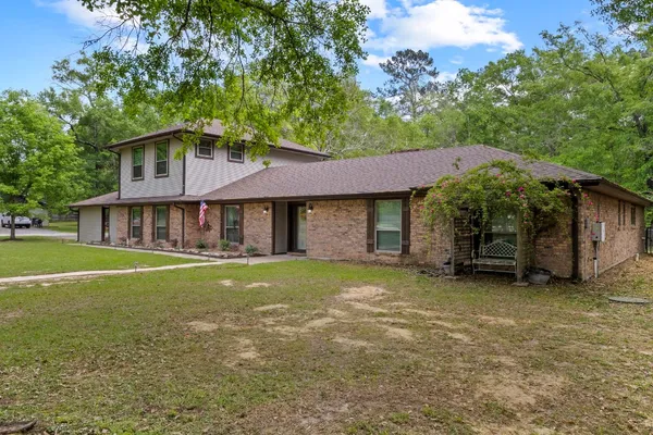 $525,000 | 105 Jena Lane, Lumberton, TX 77657