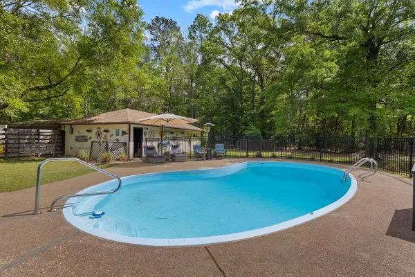 $525,000 | 105 Jena Lane, Lumberton, TX 77657