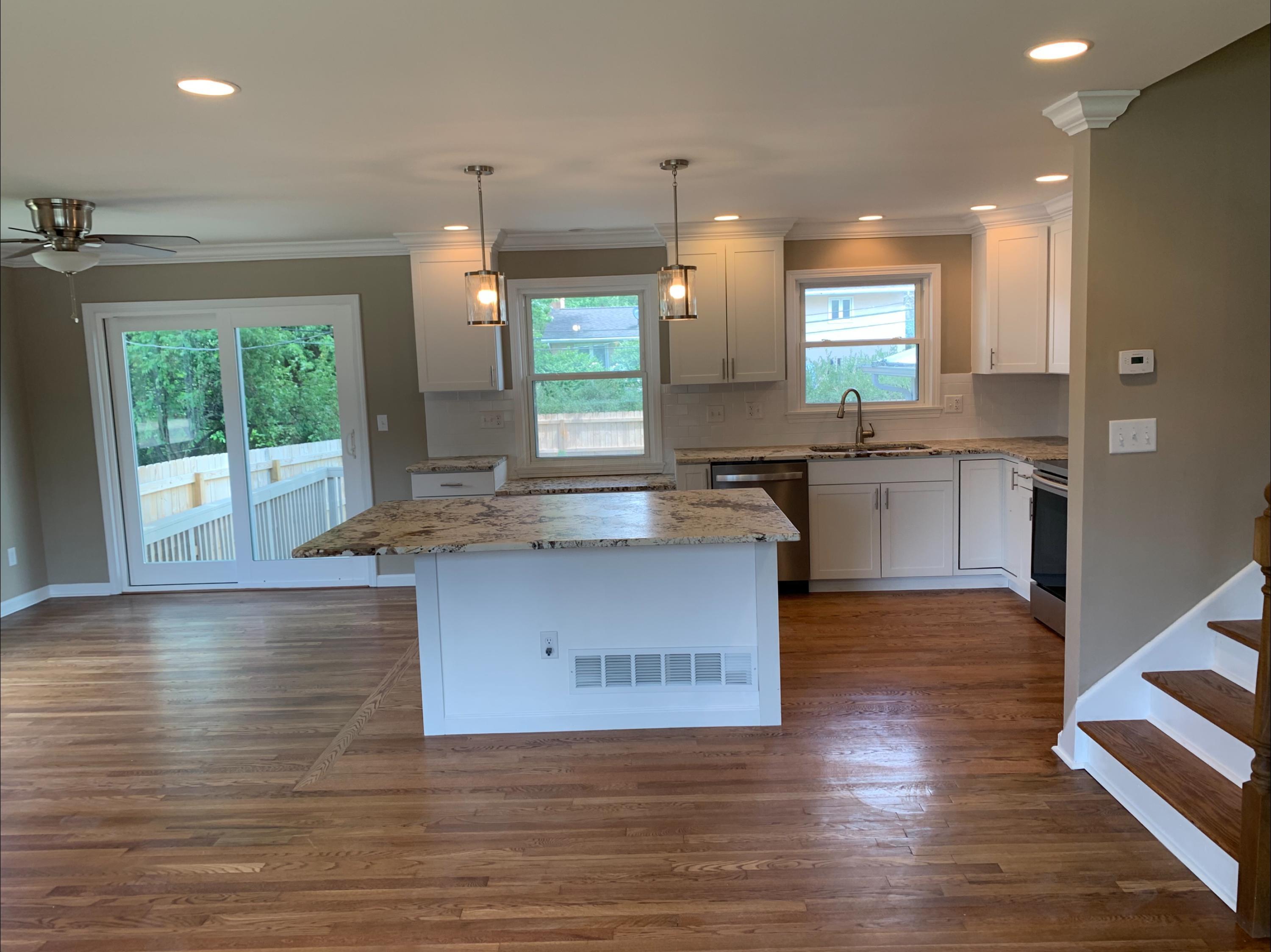 3536 Kirkham Road Columbus, OH 43221 - Photo 3 of 27