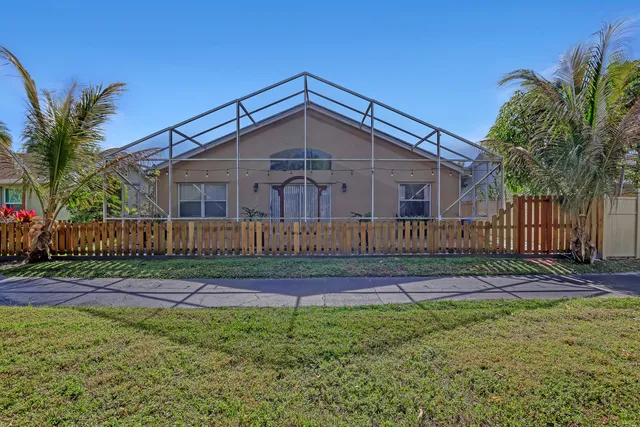 $3,500 | 6817 Barnwell Drive, Boynton Beach, FL 33437
