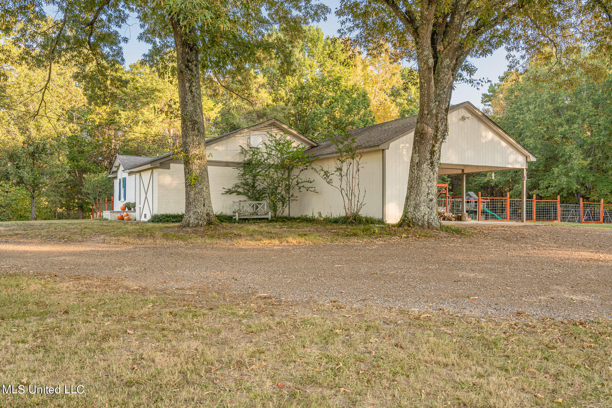 5272 McCracken Road Hernando, MS 38632 - Photo 23 of 35 23-5272-McCracken-239316-snapsold-screen