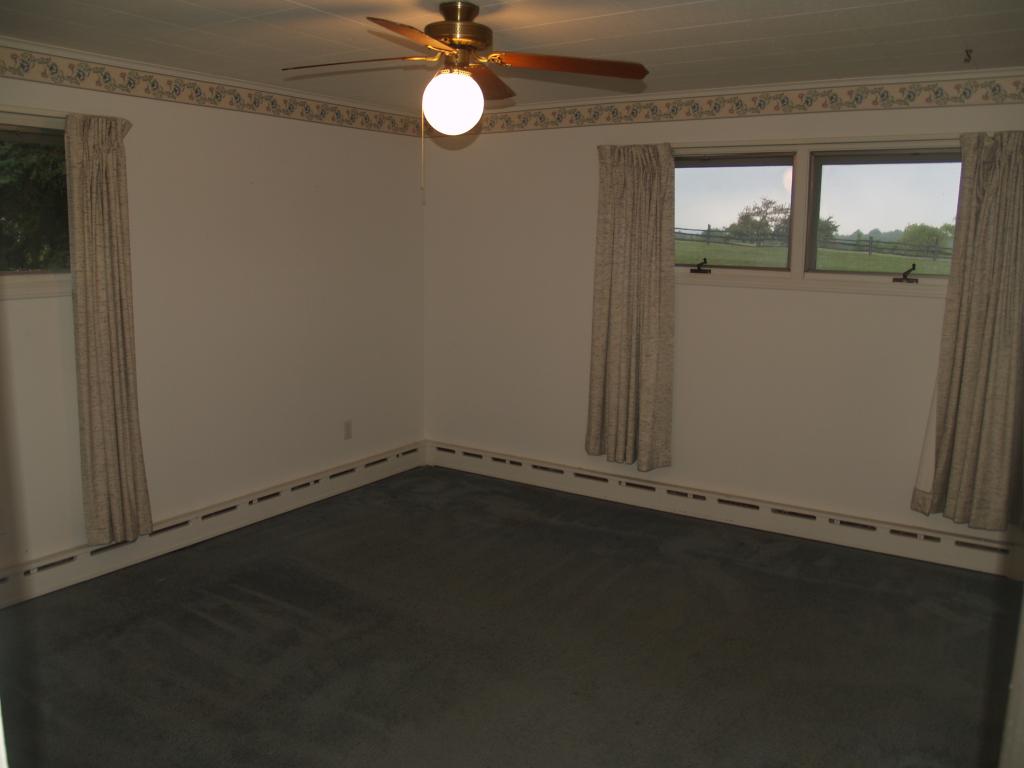 5921 Shelburne Road Shelburne, VT 05482 - Photo 11 of 13 Gallery Image 11