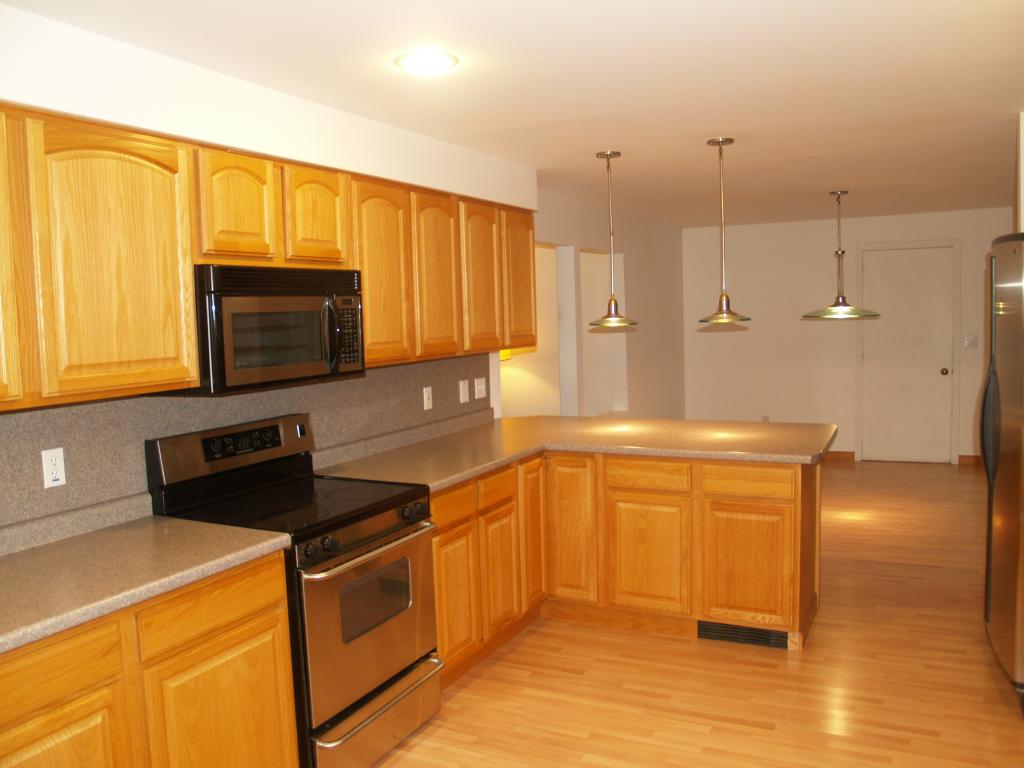 5921 Shelburne Road Shelburne, VT 05482 - Photo 6 of 13 Gallery Image 6