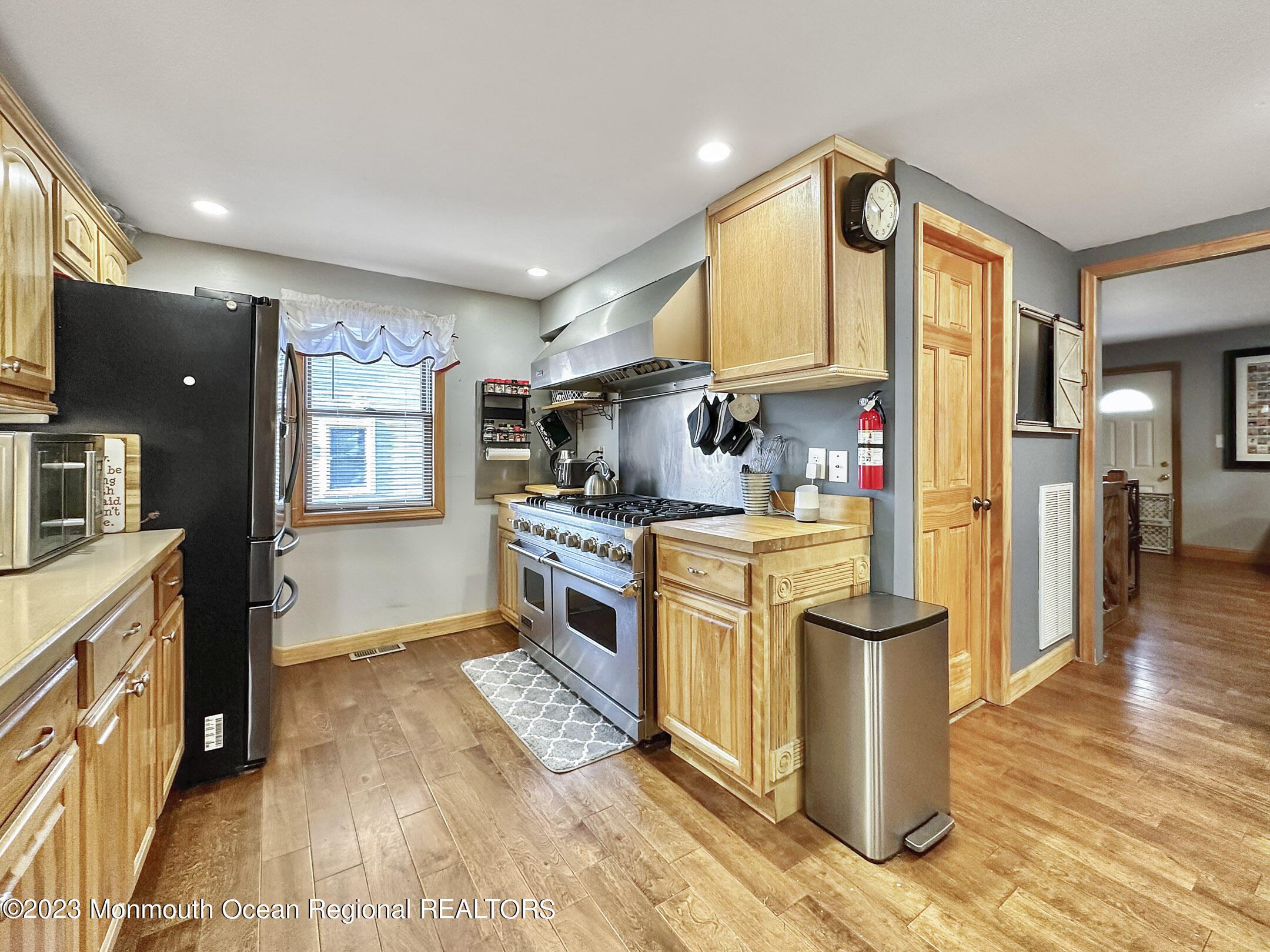 501 Dock Street Union Beach, NJ 07735 - Photo 7 of 27 IMG-5558