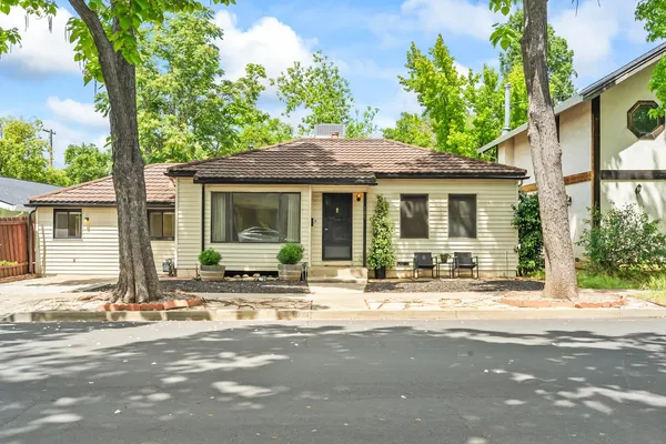 $479,000 | 121 Carmel Avenue, Roseville, CA 95678
