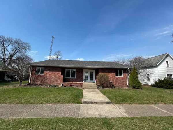 $249,900 | 203 North Prettyman Street, Knox, IN 46534