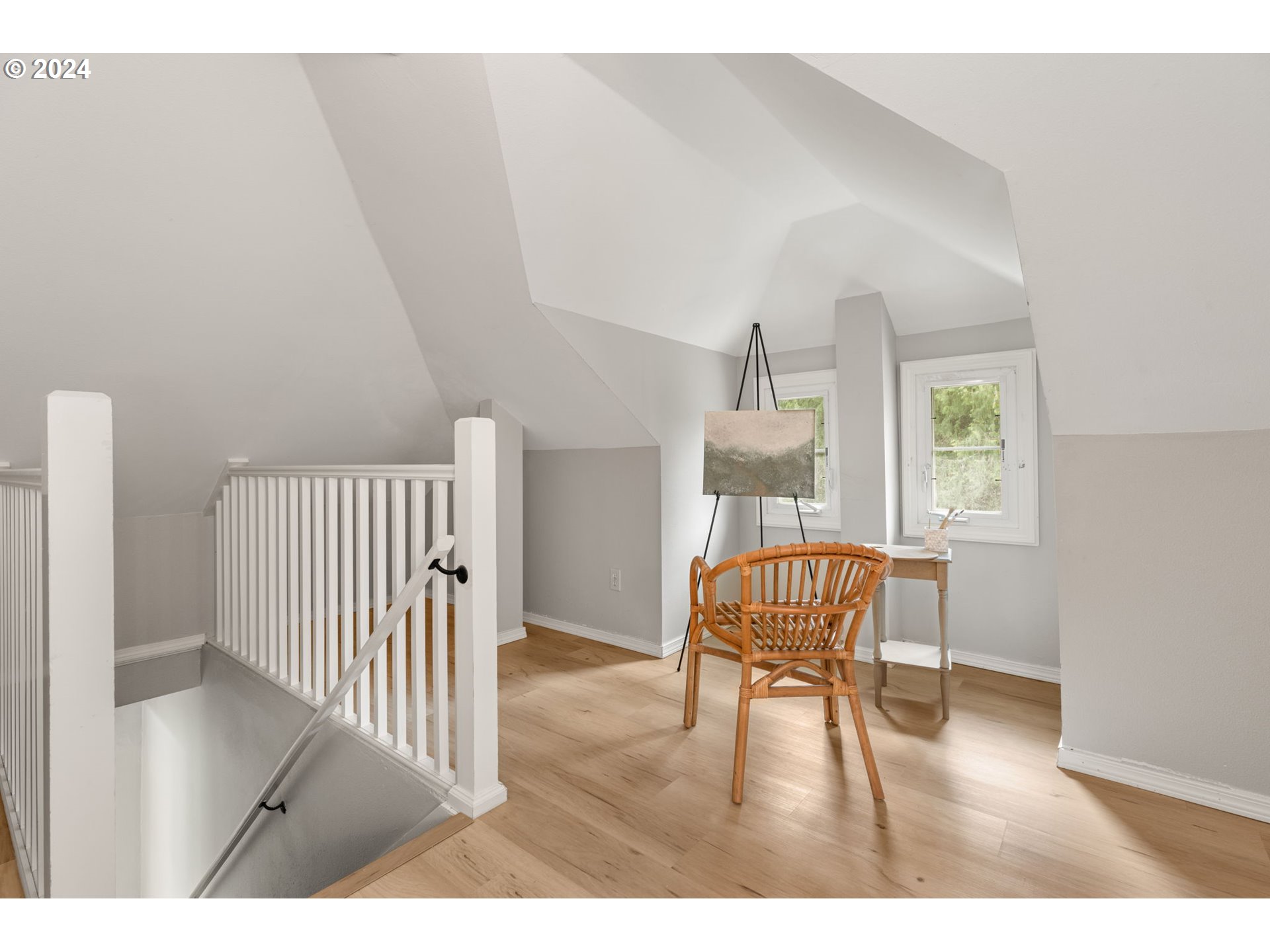 2212 Southwest Taylors Ferry Road Portland, OR 97219 - Photo 21 of 43 Gallery Image 21