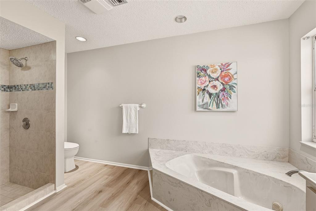 3308 Meadow Run Circle Venice, FL 34293 - Photo 38 of 79