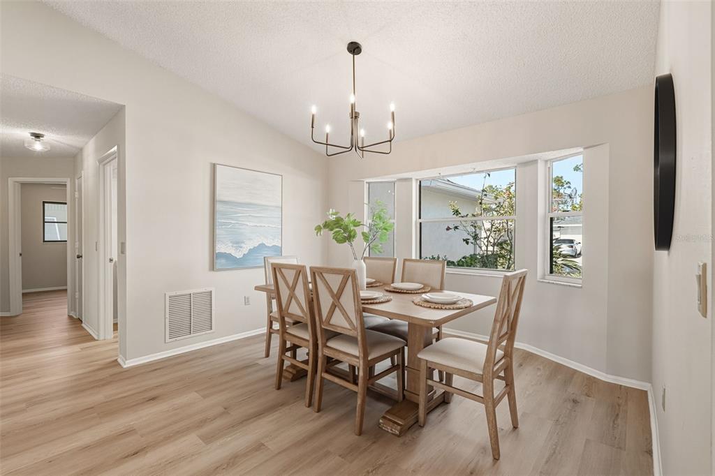 3308 Meadow Run Circle Venice, FL 34293 - Photo 4 of 79