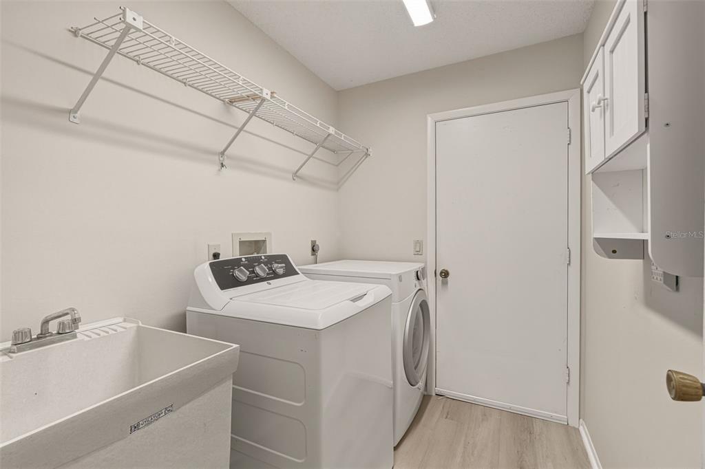 3308 Meadow Run Circle Venice, FL 34293 - Photo 47 of 79