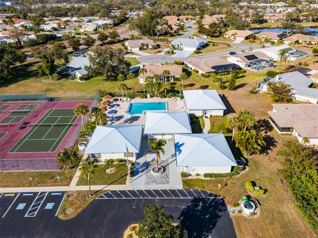 3308 Meadow Run Circle Venice, FL 34293 - Photo 58 of 79