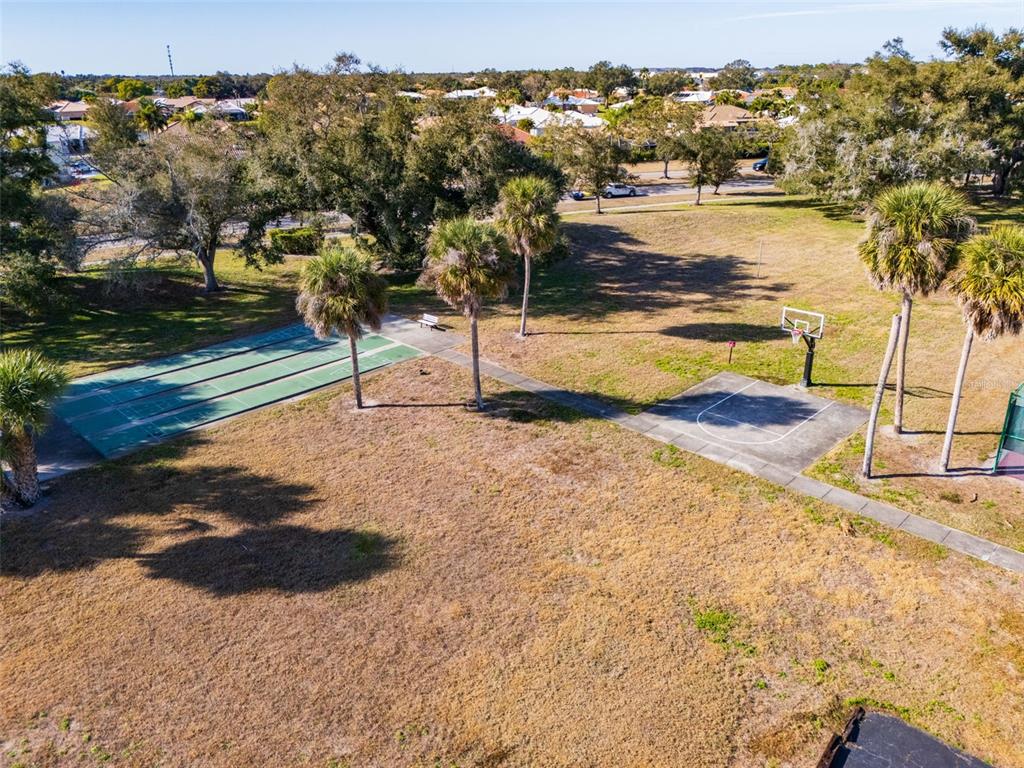 3308 Meadow Run Circle Venice, FL 34293 - Photo 61 of 79