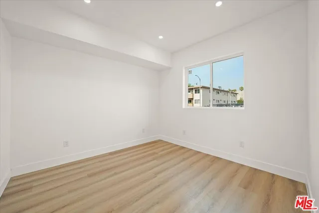 $3,208 | 910 North Hudson Avenue, Unit A, Los Angeles, CA 90038