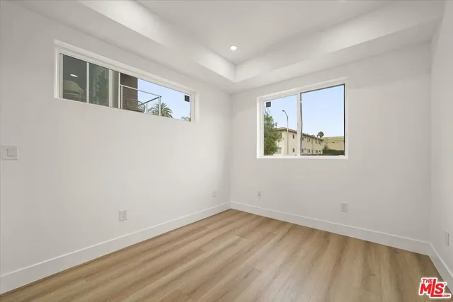 $3,208 | 910 North Hudson Avenue, Unit A, Los Angeles, CA 90038