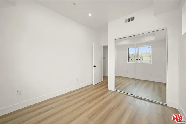 $3,208 | 910 North Hudson Avenue, Unit A, Los Angeles, CA 90038