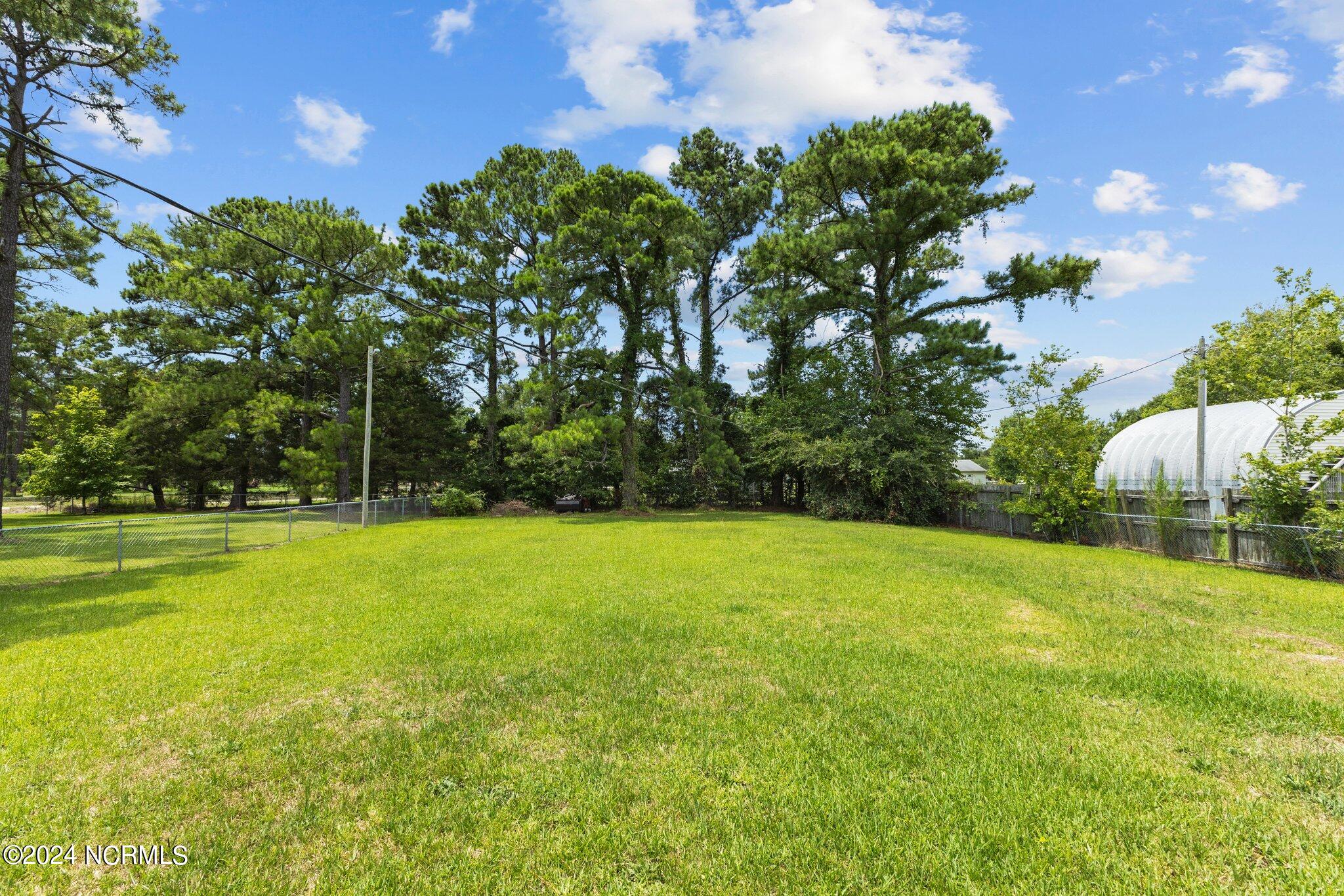 1258 Hibbs Road Newport, NC 28570 - Photo 26 of 40 32-web-or-mls-1S3A5576