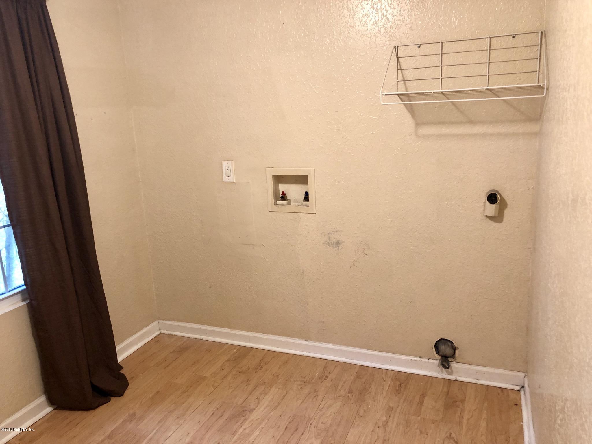4996 Nathan Hale Road Jacksonville, FL 32221 - Photo 12 of 14 AE5652AD-E5E6-41DC-B5AC-4507E85E7C2C