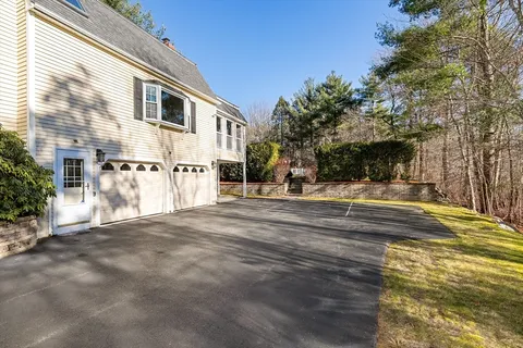$1,349,000 | 129 H J Albee Drive, Braintree, MA 02184